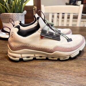 On Running Cloudnova Ice /‎ Moss Wrap Sneakers Women's US 9 Cream Walking Shoes